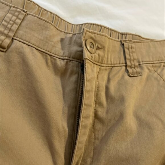 Old Navy OG Chino Khaki Colored Trouser Pants, Size Medium - Picture 6 of 6